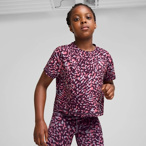 PUMA: Tog-favoritten for store barn! Kort T-skjorte med fart og stil.